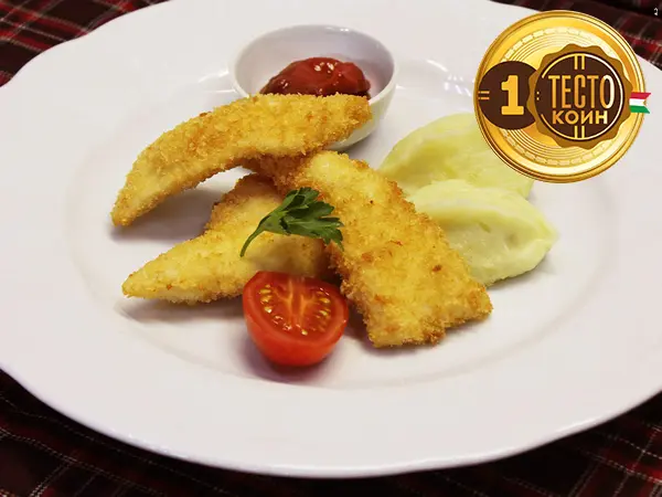КУРИНОЕ ФИЛЕ С ХРУСТЯЩЕЙ КОРОЧКОЙ И КАРТОФЕЛЬНЫМ ПЮРЕ